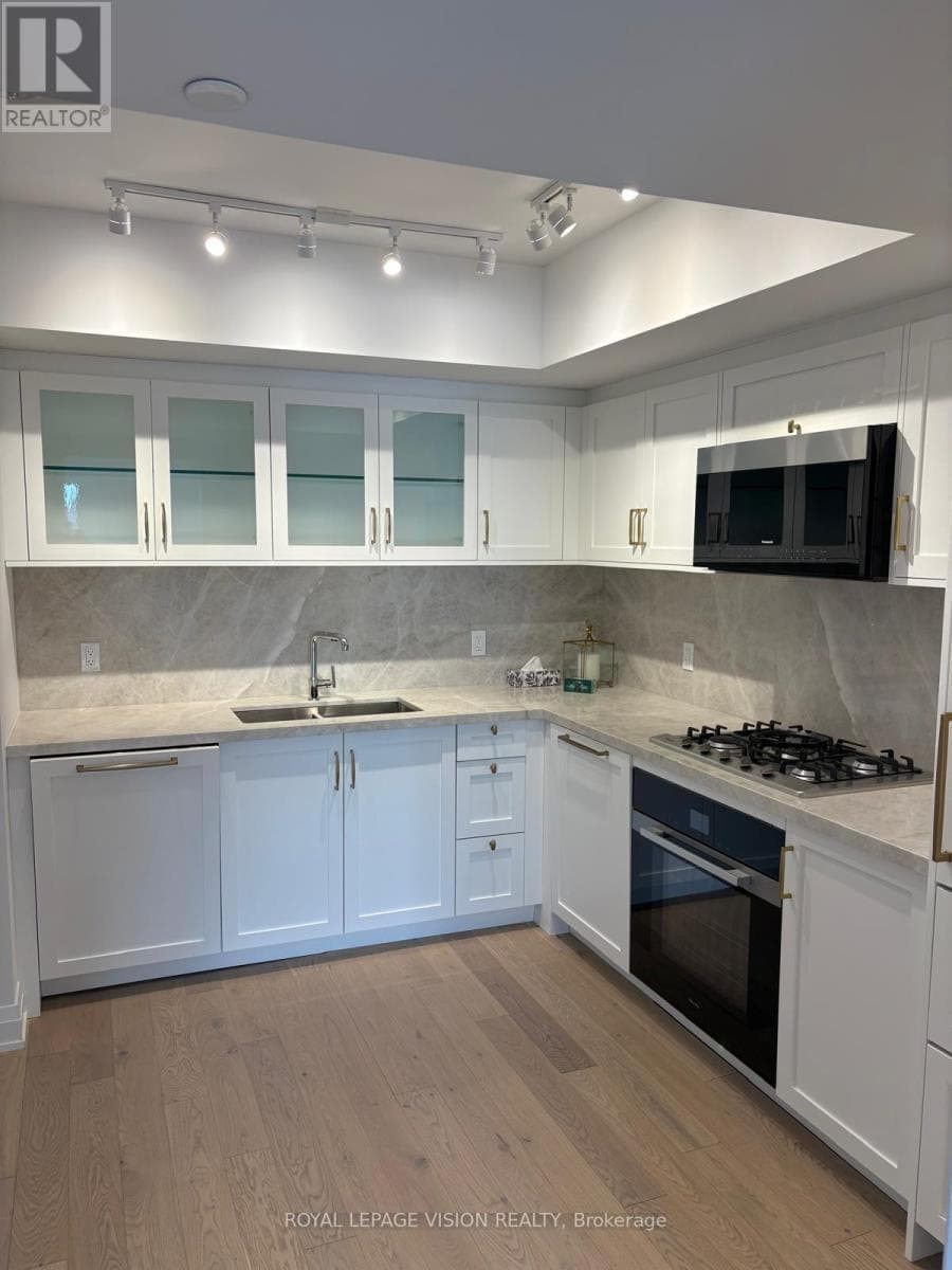 - 505 GLENCAIRN AVENUE, Toronto (Englemount-Lawrence), ON, M6B0B2