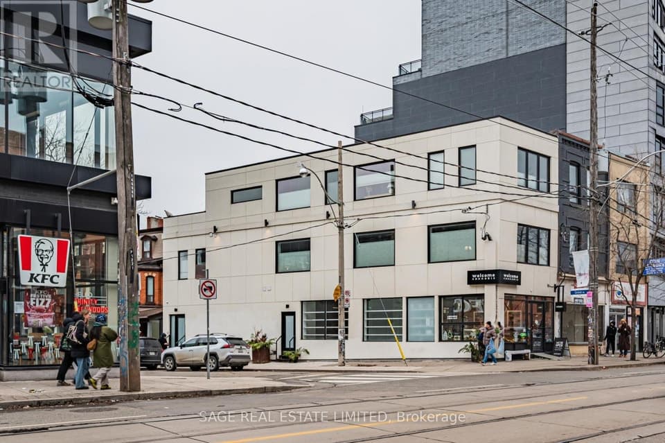 MAIN - 1227 DUNDAS STREET W, Toronto (Trinity-Bellwoods), ON, M6J0E8