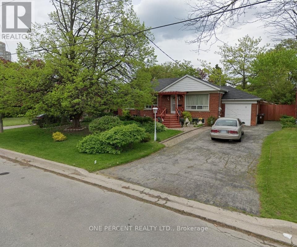 KINGSMERE CRESCENT, Toronto (Scarborough Village), ON, M1M3B2