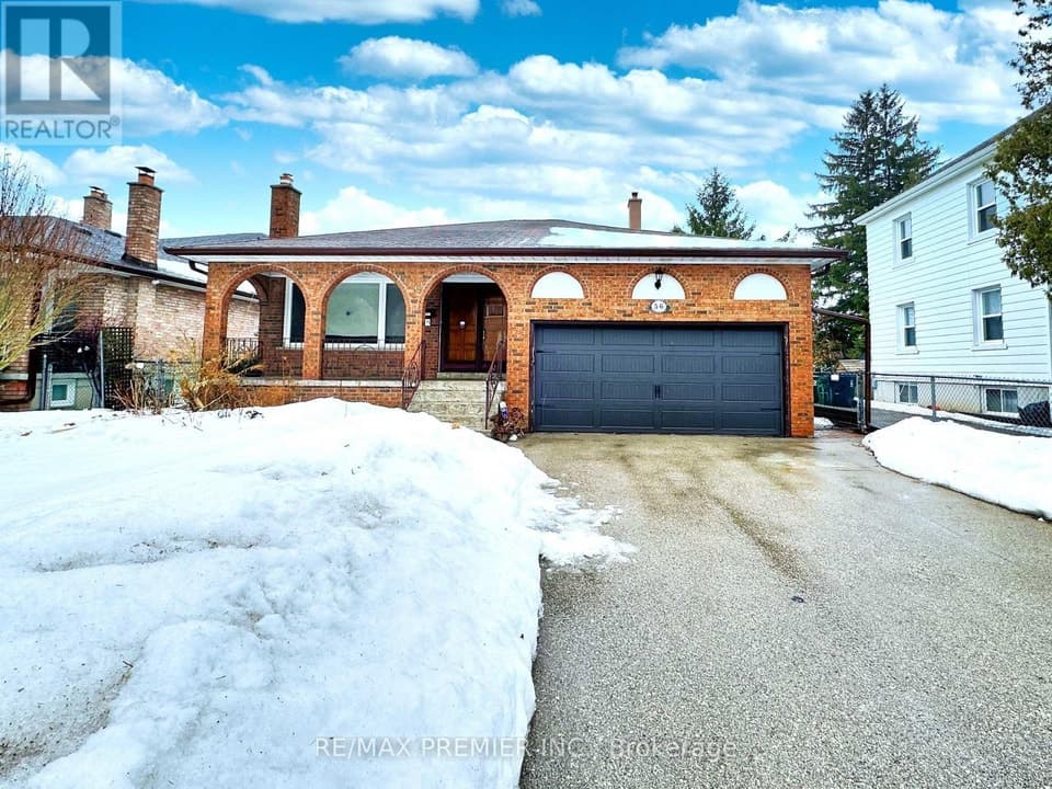 FAIRCHILD AVENUE, Toronto (Newtonbrook West), ON, M2M1T7