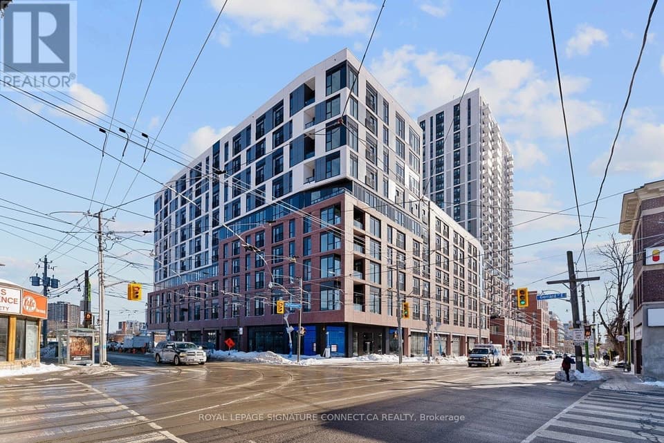- 30 DREAMERS WAY, Toronto (Regent Park), ON, M5A2G5