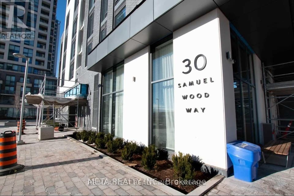 - 30 SAMUEL WAY, Toronto (Islington-City Centre West), ON, M9B0C9