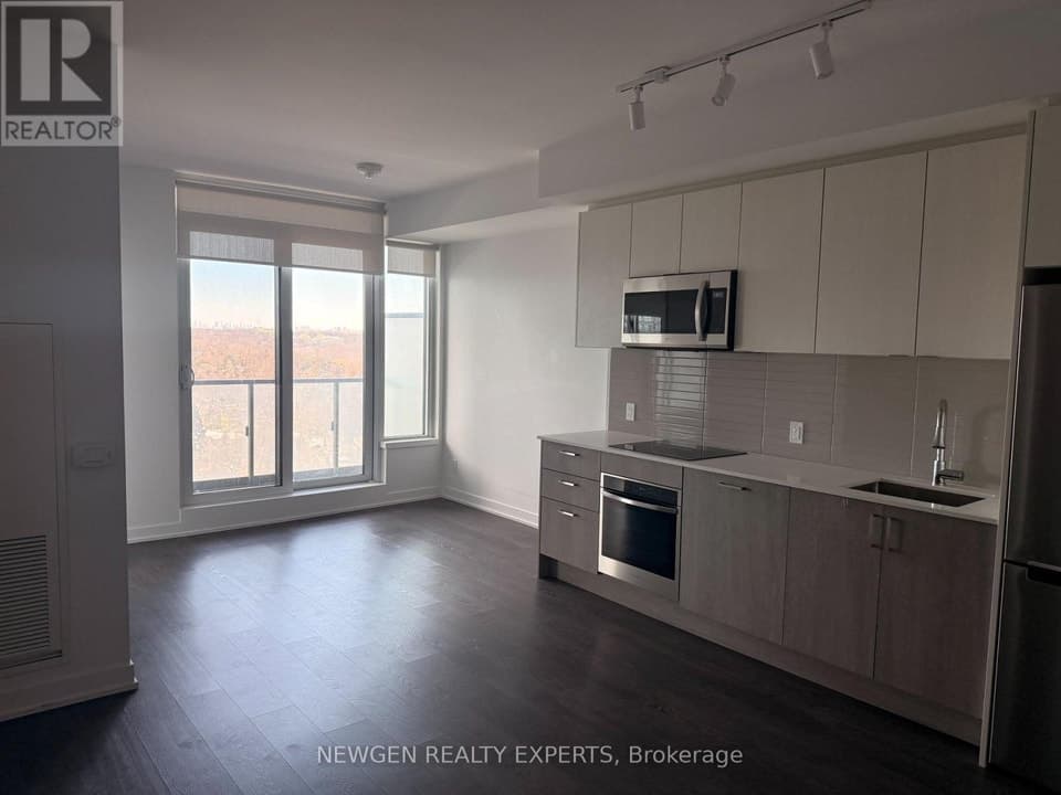 - 1926 LAKE SHORE BOULEVARD W, Toronto (South Parkdale), ON, M6S0B1