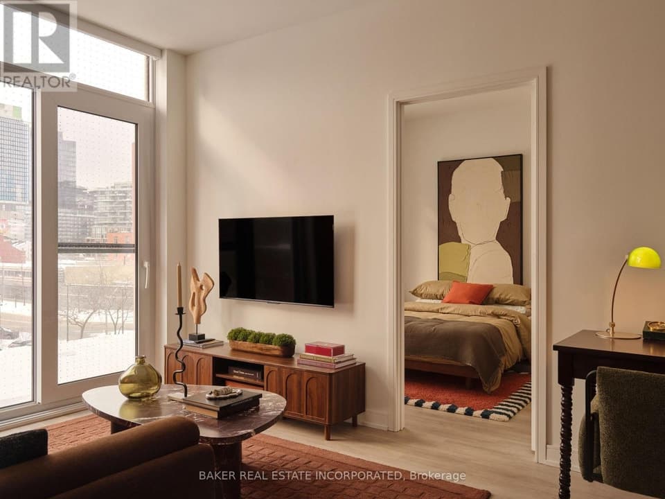 - 65 TRINITY STREET, Toronto (Waterfront Communities), ON, M5A0Y1