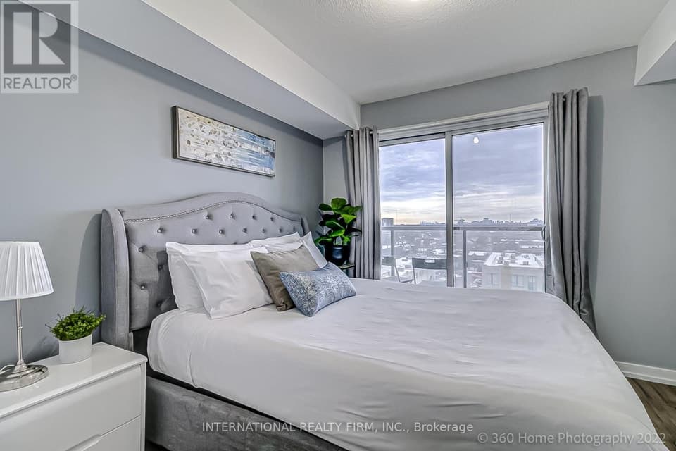 - 1420 DUPONT STREET, Toronto (Dovercourt-Wallace Emerson-Junction), ON, M6H0C2