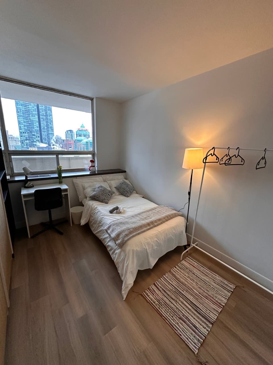 Wellesley Street West, Toronto, ON