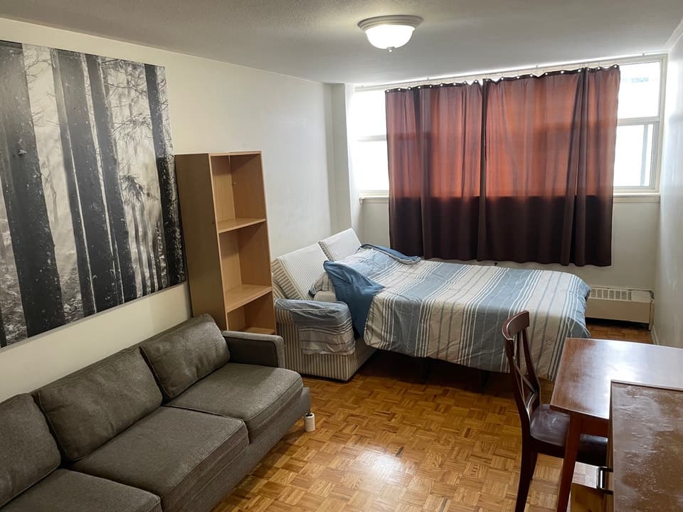190 Exbury Rd, North York, ON M3M 1R8