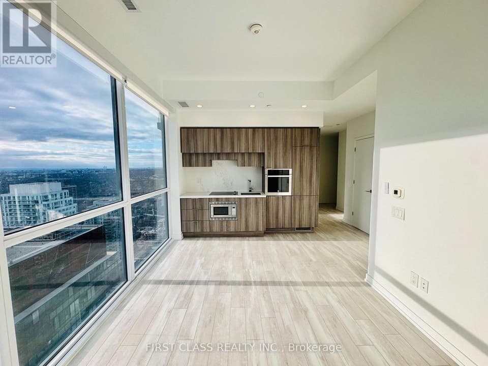 - 39 ROEHAMPTON AVENUE, Toronto (Mount Pleasant West), ON, M4P1P9