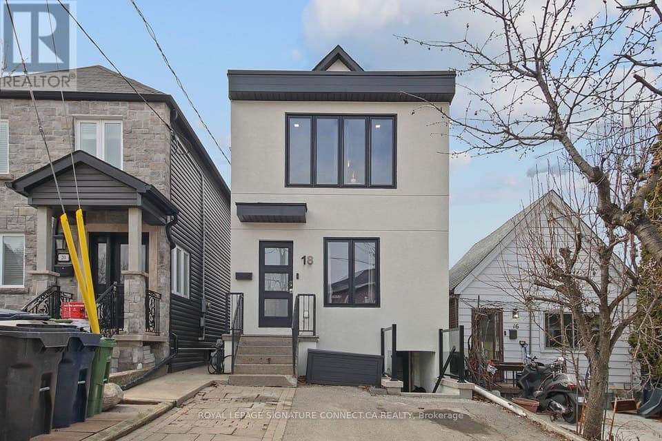 MAIN - 18 HARLTON CRESCENT, Toronto (Keelesdale-Eglinton West), ON, M6M1L1