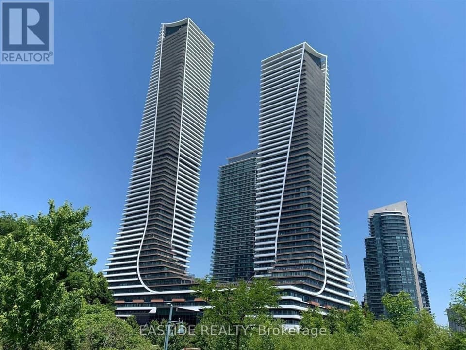 - 30 SHORE BREEZE DRIVE, Toronto (Mimico), ON, M8V0J1
