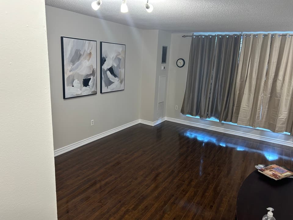 100 Prudential Dr, Toronto, ON M1P 4V4