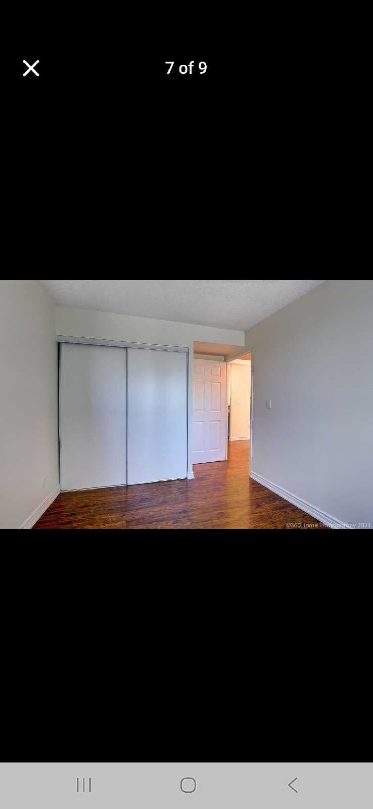 11 Lee Centre Dr, Toronto, ON M1H 3J5