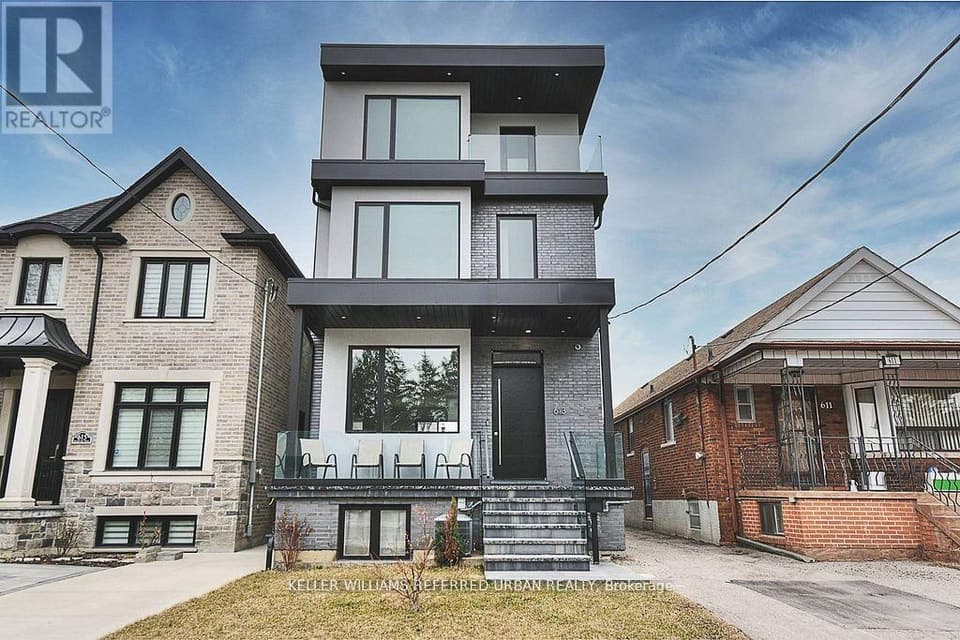 HARVIE AVENUE, Toronto (Caledonia-Fairbank), ON, M6E4M4