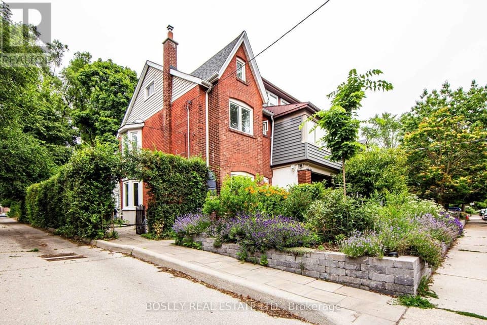 UPPER - 2 DAWSON AVENUE, Toronto (Blake-Jones), ON, M4J1E5
