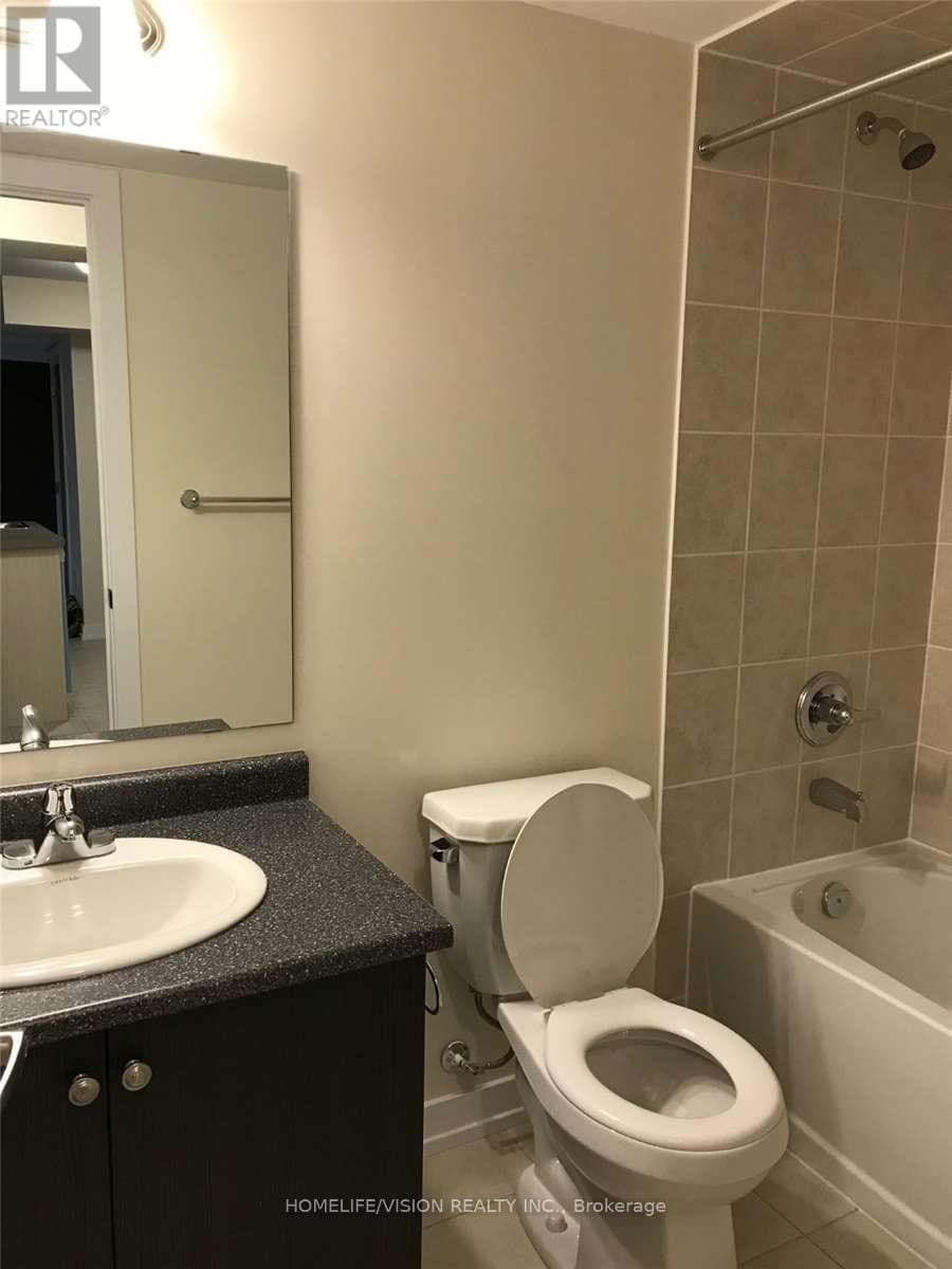 - 2355 SHEPPARD AVENUE W, Toronto (Humberlea-Pelmo Park), ON, M9M0E7