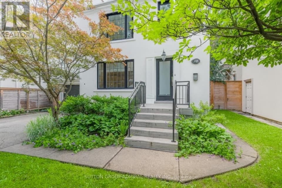 SANDRINGHAM DRIVE, Toronto (Lansing-Westgate), ON, M3H1G3