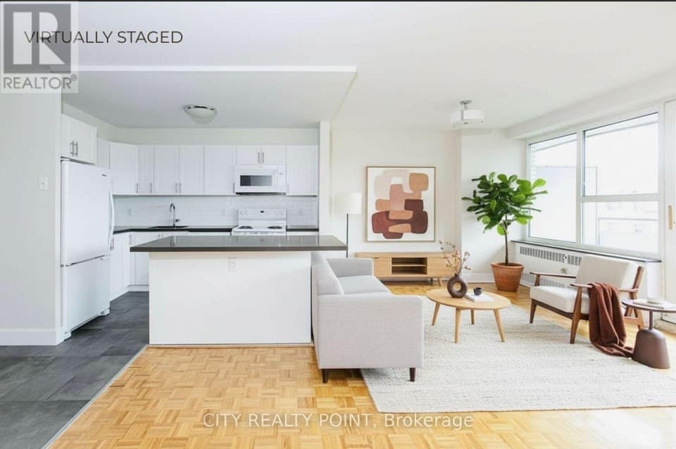- 10 SHALLMAR BOULEVARD, Toronto (Forest Hill North), ON, M5N1J4