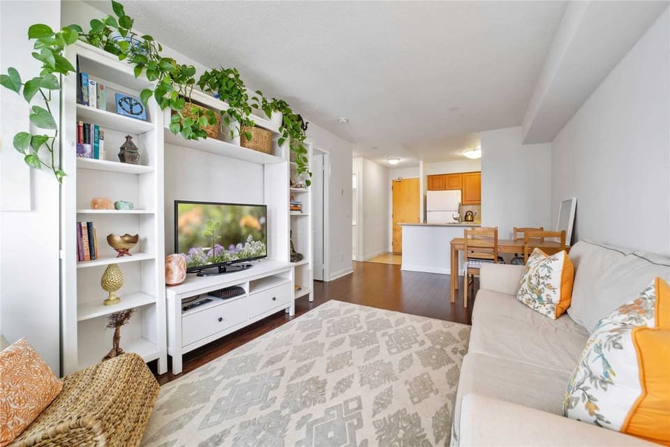North York, ON M2N 7G8