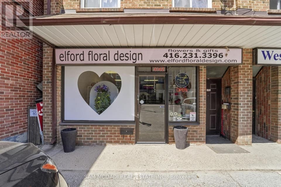 DUNDAS STREET W, Toronto (Edenbridge-Humber Valley), ON, M8X1X3