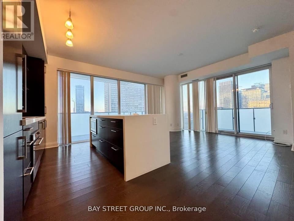 - 1080 BAY STREET, Toronto (Bay Street Corridor), ON, M5S0A6