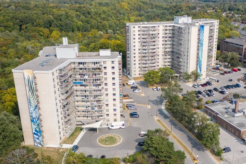 4000 Lawrence Avenue East, Scarborough, ON, M1E 2R3