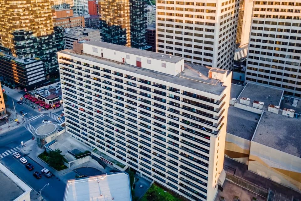 33 Orchard View Boulevard, Toronto, ON, M4R 2E9