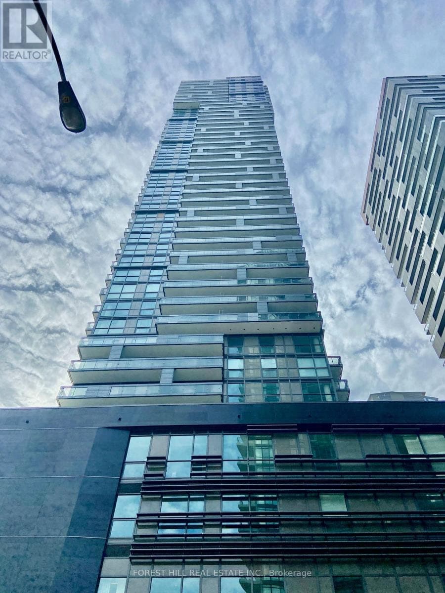 - 39 ROEHAMPTON AVENUE, Toronto (Mount Pleasant West), ON, M4P1P9
