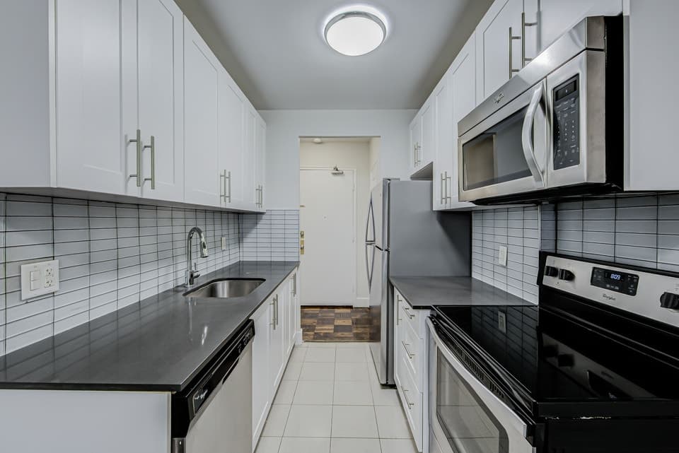 1200 Kingston Road, Toronto, ON, M1N 1N9