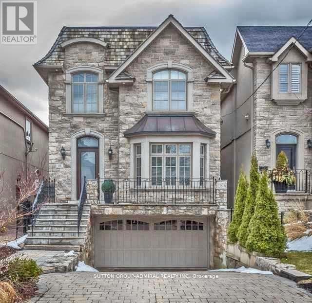 DUNBLAINE AVENUE, Toronto (Bedford Park-Nortown), ON, M5M2R6