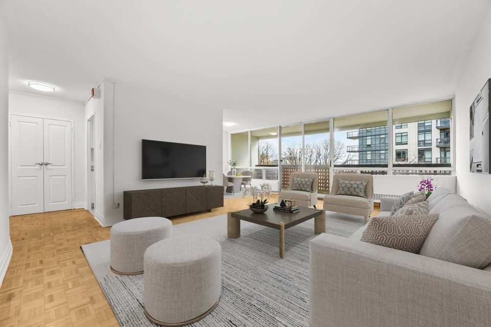 1137 Royal York Road, Toronto, ON, M9A 4A7