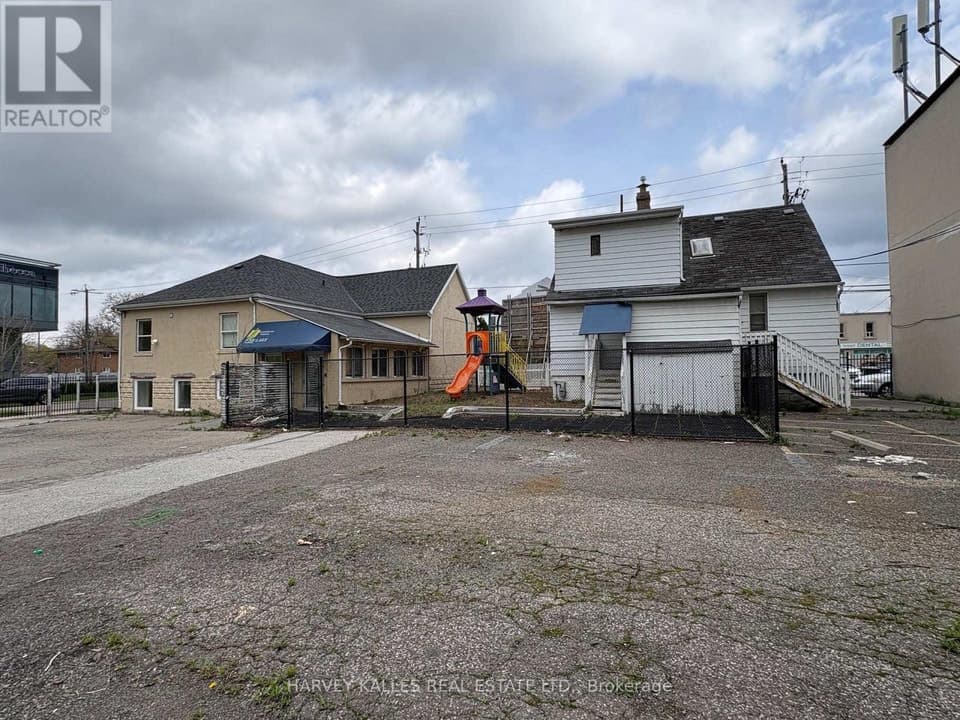 SHEPPPARD AVENUE W, Toronto (Lansing-Westgate), ON, M2N1N3