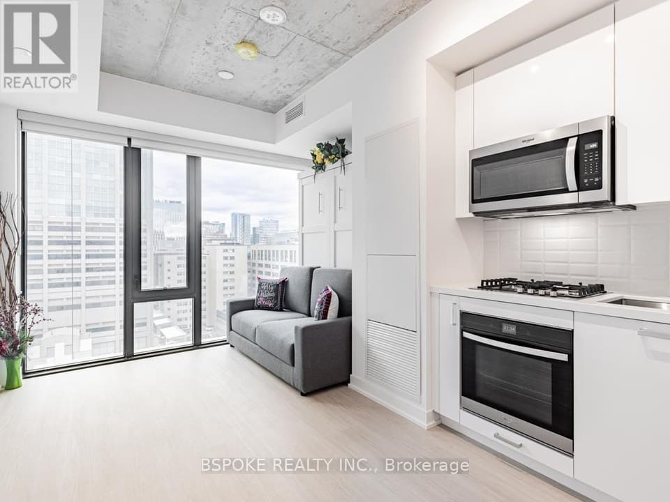 - 195 MCCAUL STREET, Toronto (Kensington-Chinatown), ON, M5T0E5