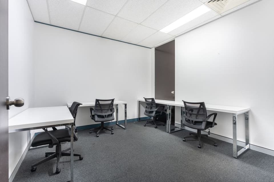 111 Queen Street East, Toronto, ON, M5C 1S2