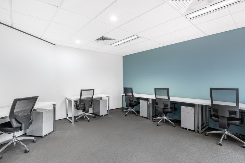 2 St. Clair Avenue West, Toronto, ON, M4V 1L5