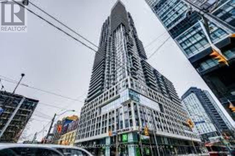 - 251 JARVIS STREET, Toronto (Moss Park), ON, M5B0C3