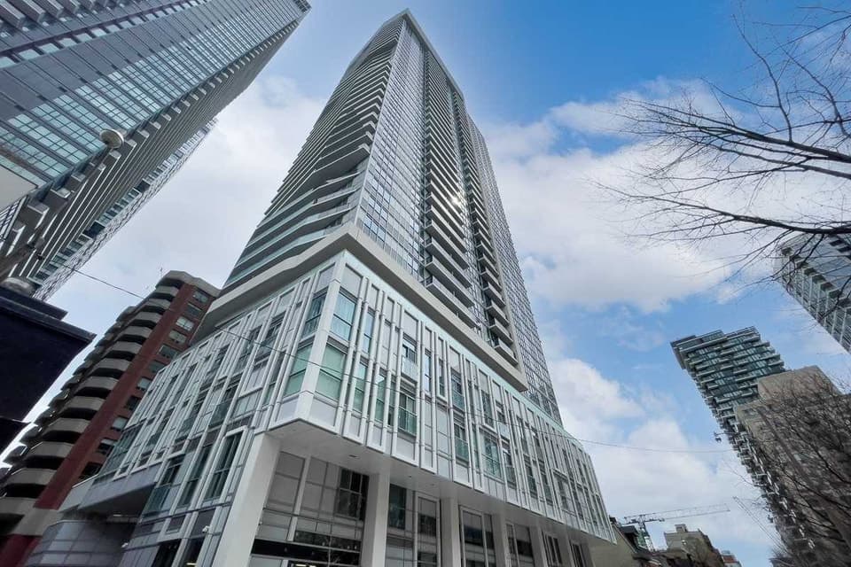 77 Mutual Street, Toronto, ON