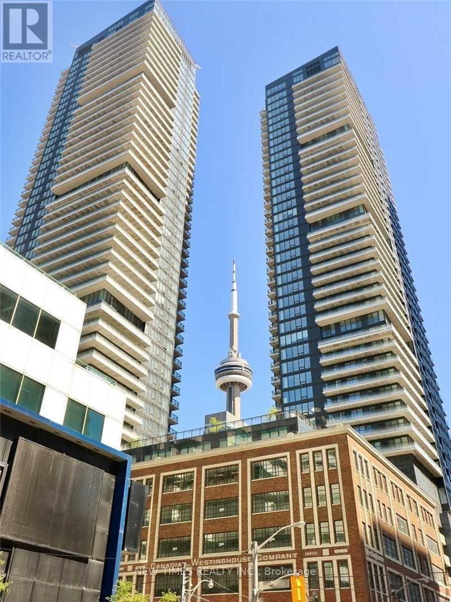 - 125 BLUE JAYS WAY, Toronto (Waterfront Communities), ON, M5V0N5