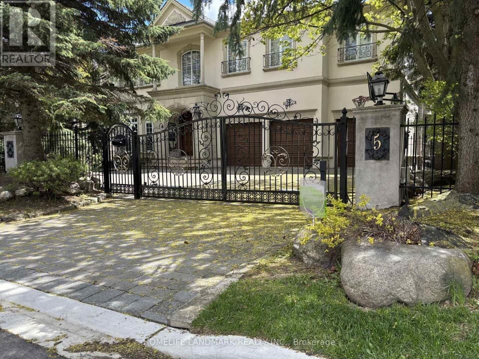 VERNHAM AVENUE, Toronto (St. Andrew-Windfields), ON, M2L2B1