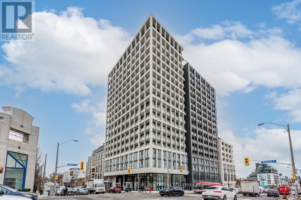 - 2020 BATHURST STREET, Toronto (Humewood-Cedarvale), ON, M5P0A6
