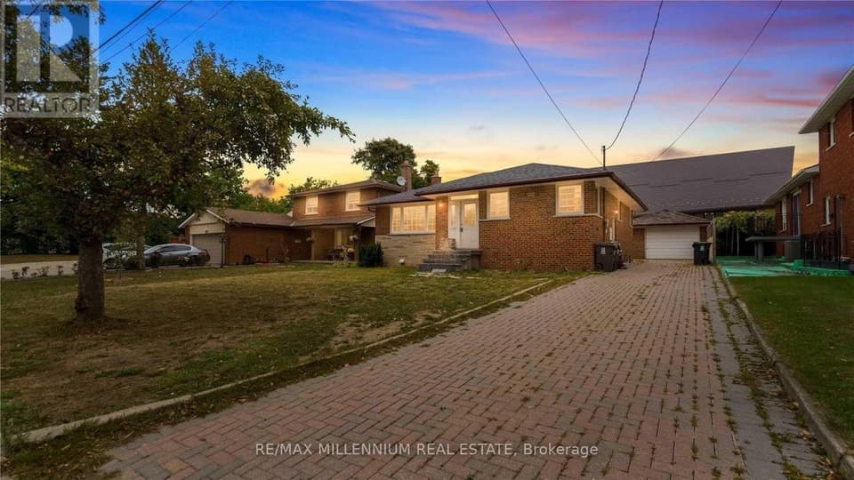 JASMINE ROAD, Toronto (Humbermede), ON, M9M2P8