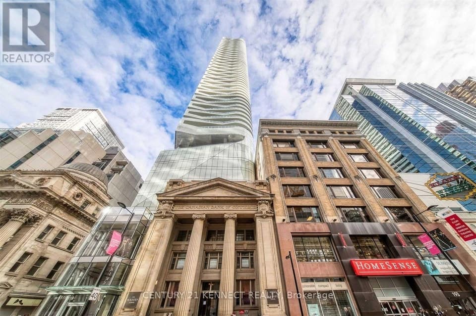 - 197 YONGE STREET, Toronto (Church-Yonge Corridor), ON, M5B0C1