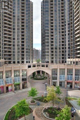 - 5 NORTHTOWN WAY, Toronto (Willowdale East), ON, M2N7A1