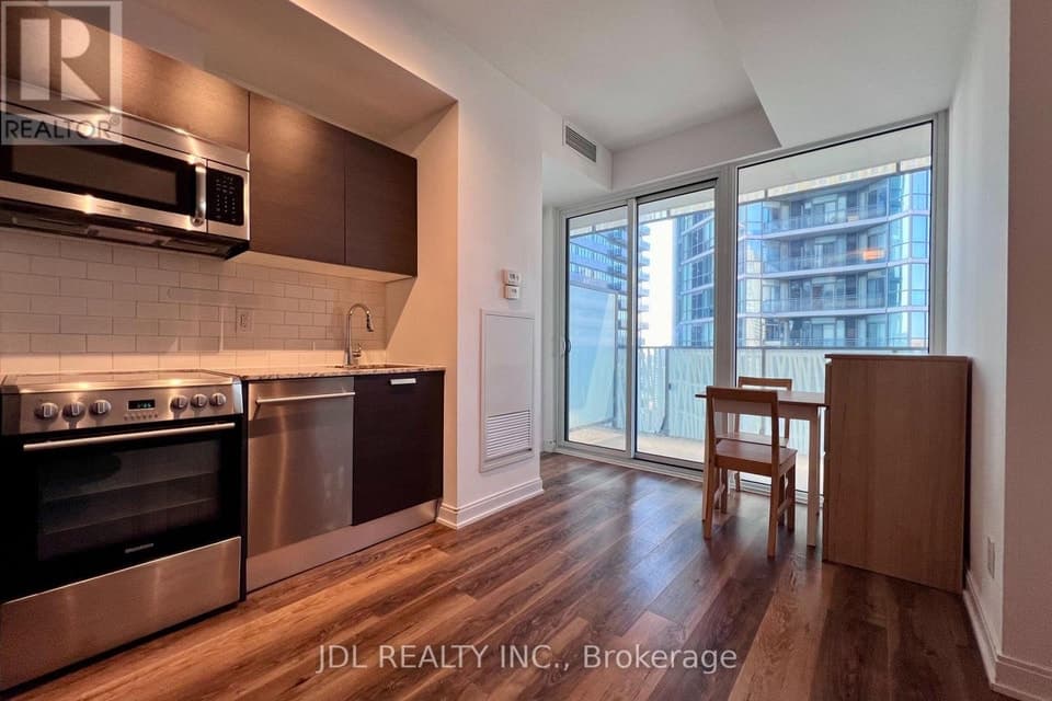 - 42 CHARLES STREET E, Toronto (Church-Yonge Corridor), ON, M4Y1N3