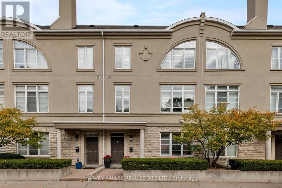 - 51 YORK MILLS ROAD, Toronto (Bridle Path-Sunnybrook-York Mills), ON, M2P1B6
