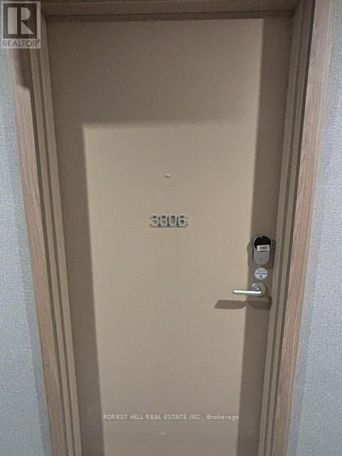 - 1 QUARRINGTON LANE, Toronto (Banbury-Don Mills), ON, M3C0S4