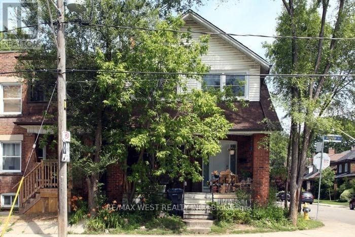 UPPER LEVEL - 420 ANNETTE STREET, Toronto (Junction Area), ON, M6P1R9