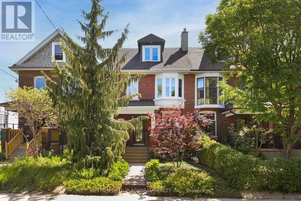 & 3RD FLOOR - 481 BROCK AVENUE, Toronto (Dufferin Grove), ON, M6H3N8
