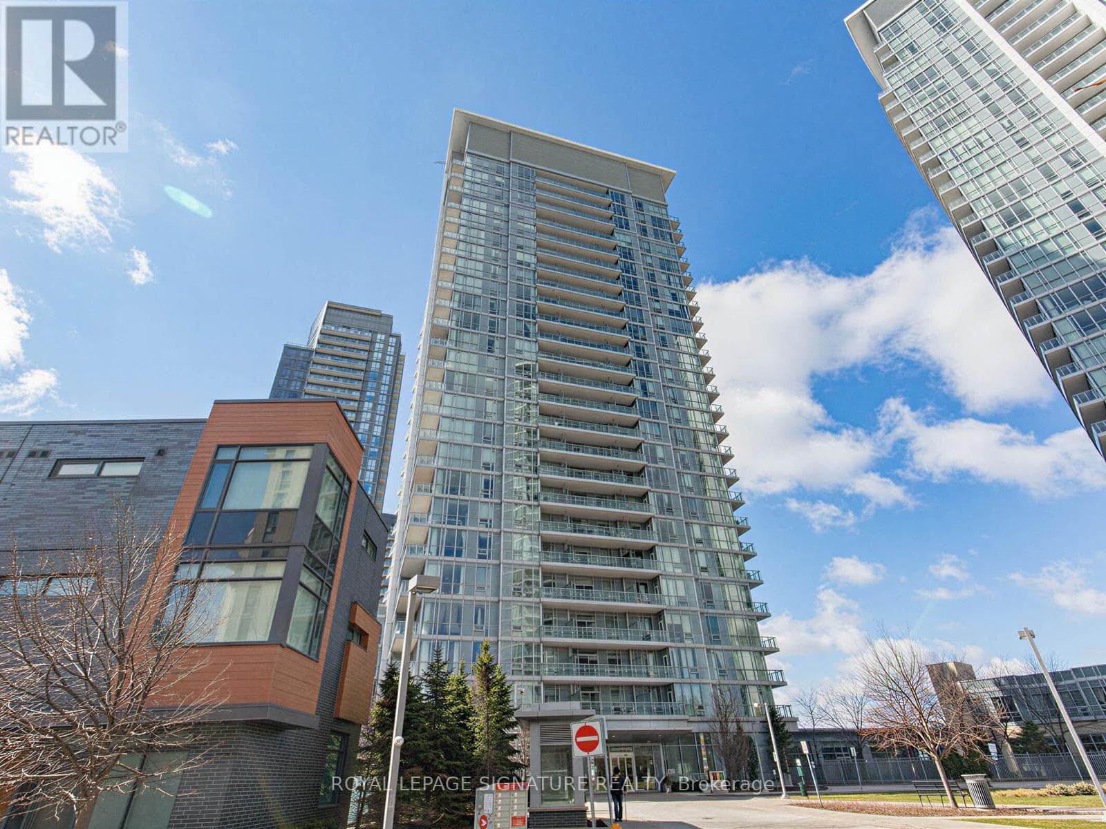 1306 - 62 FOREST MANOR ROAD|Toronto (Henry Farm), Ontario M2J0B6