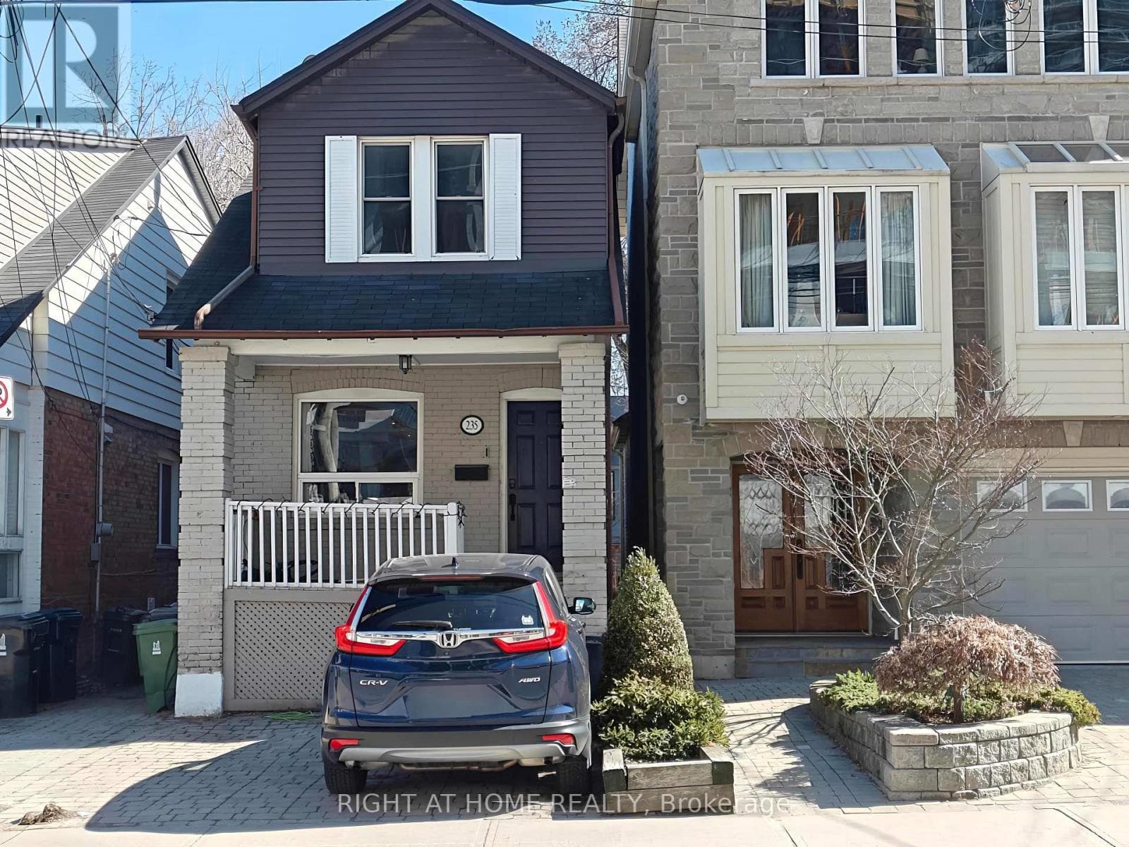 235 SOUDAN AVENUE|Toronto (Mount Pleasant West), Ontario M4S1W2