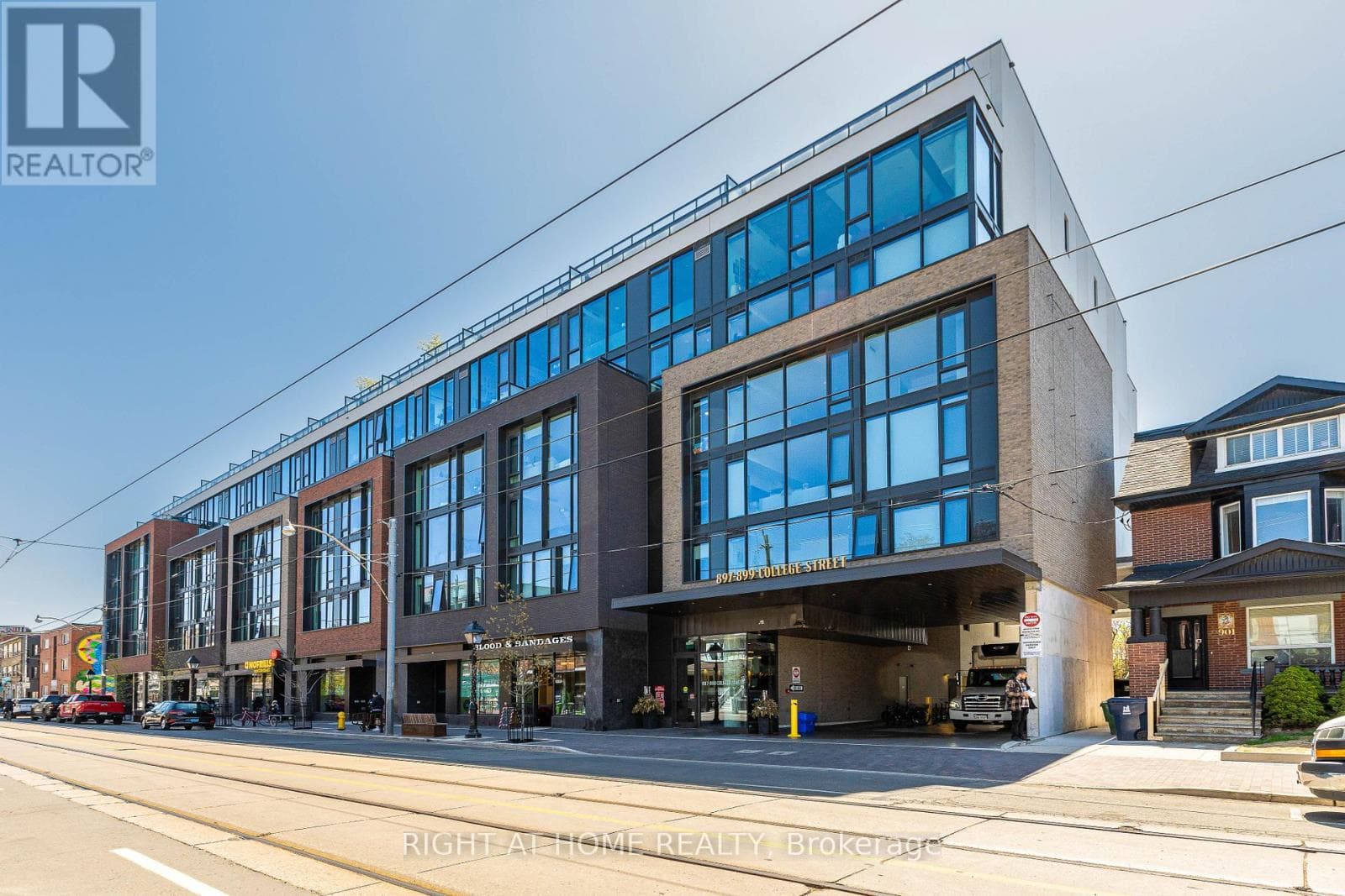 518 - 897 COLLEGE STREET W|Toronto (Palmerston-Little Italy), Ontario M6H2C2